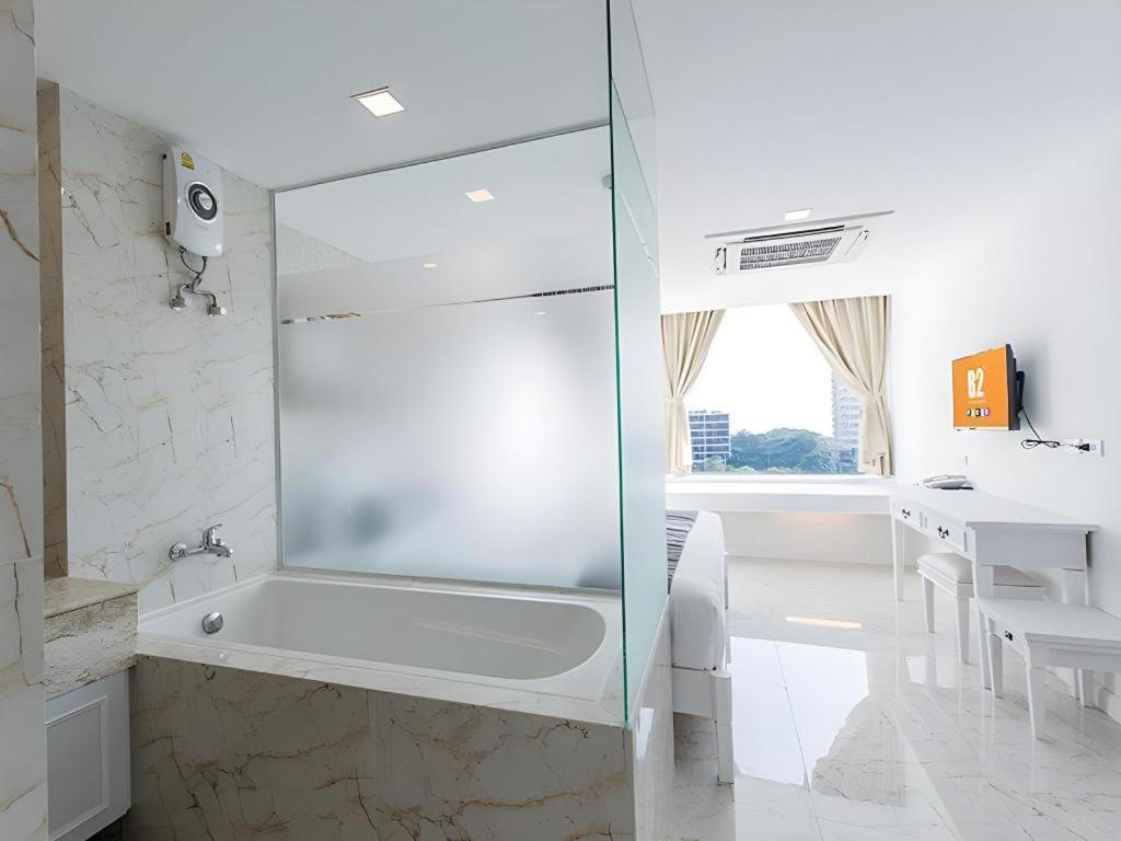 B2 Hua Hin Premier Hotel HHQ Exterior foto